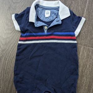 Baby Gap baby romper, 6-12m